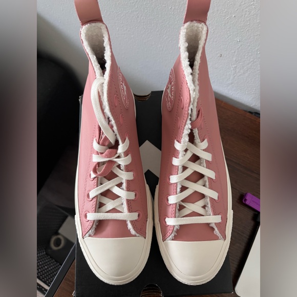 NWT Women's Converse Lift Hi leather sneakers with sherpa inside - Pink -A04256C - Picture 8 of 10